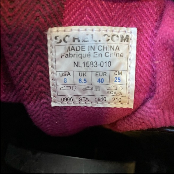 SOREL Black Leather Ruched Winter Boots - Picture 2 of 10